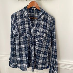 Women’s Plaid Top